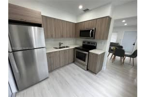 1910 Thomas St 1-2 Hollywood, FL 33020 - MLS#A11932593