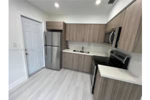 1910 Thomas St 1-2 Hollywood, FL 33020 - MLS#A11932593