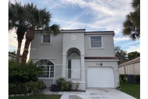 318 Nw 153rd Ave Pembroke Pines, FL 33028 - MLS#A11932598