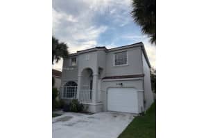 318 Nw 153rd Ave Pembroke Pines, FL 33028 - MLS#A11932598