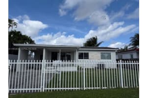 3551 NW 20th St, Miami, FL 33142, - MLS#A11932615