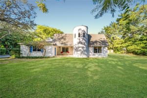 10900 Sw 90th Ave, Miami 10900 Sw 90th Ave, Miami