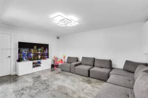 11903 Sw 11th Ct Davie, FL 33325 - MLS#A11932652