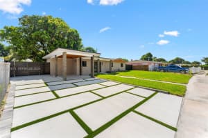 17211 Nw 43rd Ave Miami Gardens, FL 33055 - MLS#A11932674