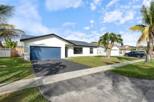 7441 Nw 38th Ct, Lauderhill 7441 Nw 38th Ct, Lauderhill