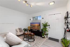 17006 Nw 22nd St Pembroke Pines, FL 33028 - MLS#A11932715