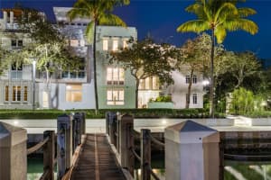 6109 W Laguna Dr W 6109 Miami Beach, FL 33141 - MLS#A11932719