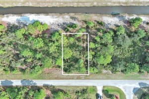 1261 Naples Ave S Fort Myers, FL 33913 - MLS#A11932724