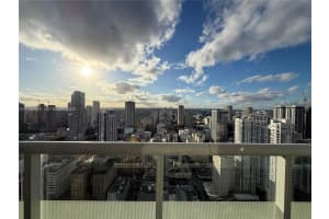 50 Biscayne Blvd 4807, Miami