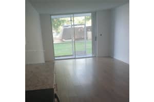 9601 Sunrise Lakes Blvd 106 Sunrise, FL 33322 - MLS#A11932763