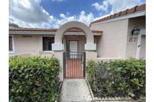 16606 Greens Edge Cir APT 87, Weston, FL 33326, - MLS#A11932810