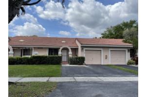 16606 Greens Edge Cir APT 87, Weston, FL 33326, - MLS#A11932810