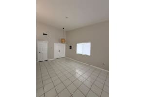 10000 Nw 43rd Ter 10000 Doral, FL 33178 - MLS#A11932812