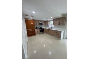 10351 Sw 154th Pl 68, Miami