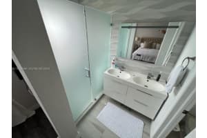 8330 Nw 107th Pl 7-21 Doral, FL 33178 - MLS#A11932869