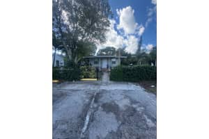 611 S 24th Ave 6 Hollywood, FL 33020 - MLS#A11932913