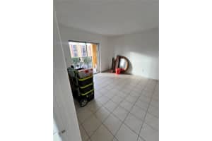 4717 NW 7th St Apt 601-10, Miami, FL 33126, - MLS#A11932917