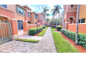 4911 Schooner Dr 5208 Dania Beach, FL 33312 - MLS#A11932919