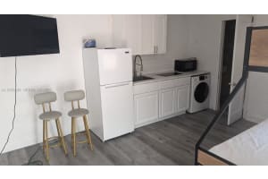 2822 Pine Tree Dr 1b Miami Beach, FL 33140 - MLS#A11932930