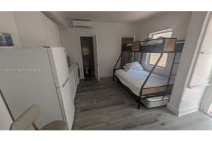 2822 Pine Tree Dr 1b Miami Beach, FL 33140 - MLS#A11932930