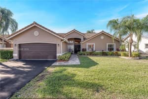 881 Sw 126th Way, Davie