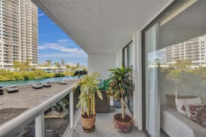 20515 E Country Club Dr APT 249, Aventura, FL 33180, - MLS#A11932971