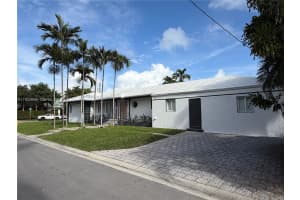 621 W Dilido Dr Miami Beach, FL 33139 - MLS#A11932999