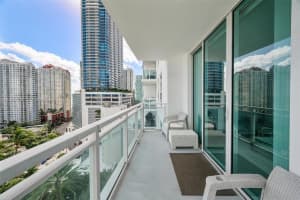 951 Brickell Ave APT 1806, Miami, FL 33131, - MLS#A11933008
