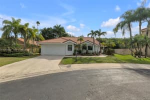 1583 Eastlake Way Weston, FL 33326 - MLS#A11933013
