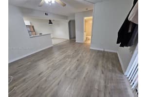 301 Palm Cir W, Pembroke Pines, FL 33025, - MLS#A11933016