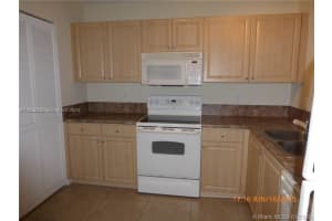 529 E Sheridan St 1071 Dania Beach, FL 33004 - MLS#A11933035