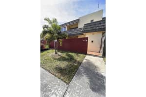 8325 Sw 137th Ave 8325, Miami