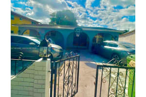 180 E 56th St Hialeah, FL 33013 - MLS#A11933090