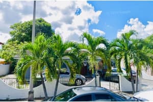 180 E 56th St Hialeah, FL 33013 - MLS#A11933090
