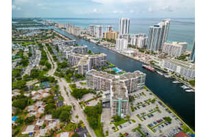 600 Parkview Dr 525 Hallandale Beach, FL 33009 - MLS#A11933113