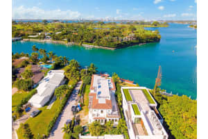 919 92nd St, Surfside 919 92nd St, Surfside