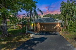 2026 Nw 81st Ave, Coral Springs 2026 Nw 81st Ave, Coral Springs