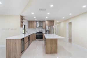 2026 Nw 81st Ave Coral Springs, FL 33071 - MLS#A11933132