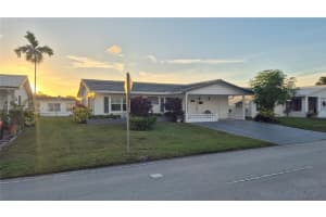 5715 Nw 84th Ter Tamarac, FL 33321 - MLS#A11933135