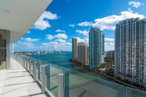 300 Biscayne Boulevard Way 1901 Miami, FL 33131 - MLS#A11933149