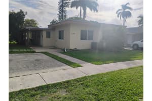 242 Se Park St 2 Dania Beach, FL 33004 - MLS#A11933164