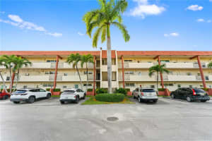 8901 S Hollybrook Blvd 303 Pembroke Pines, FL 33025 - MLS#A11933172