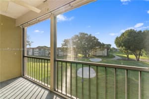 8901 S Hollybrook Blvd 303 Pembroke Pines, FL 33025 - MLS#A11933172