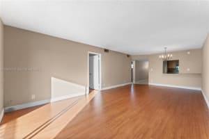 8901 S Hollybrook Blvd 303 Pembroke Pines, FL 33025 - MLS#A11933172