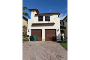 8935 Sw 228th Ln 8935, Cutler Bay