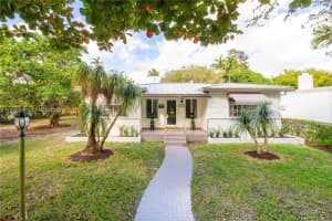 339 Falcon Ave, Miami Springs
