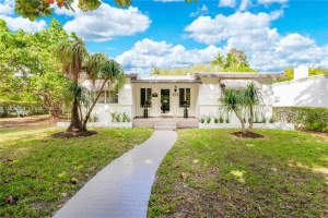 339 Falcon Ave Miami Springs, FL 33166 - MLS#A11933189