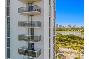 3701 N Country Club Dr 1408 Aventura, FL 33180 - MLS#A11933211