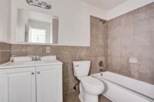 5310 Nw 18th Pl 2 Lauderhill, FL 33313 - MLS#A11933227