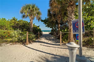 5055 Collins Ave 11c Miami Beach, FL 33140 - MLS#A11933279